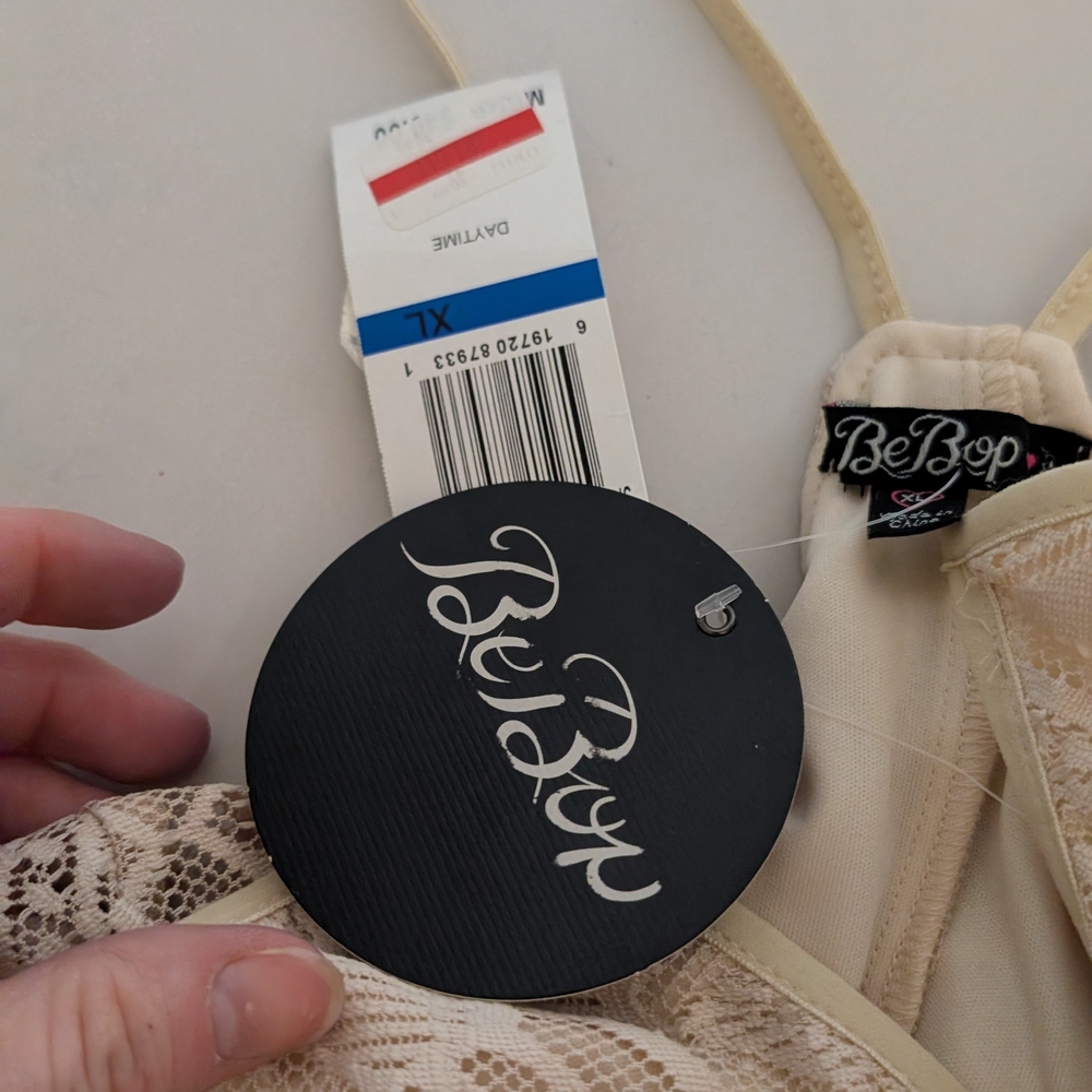 NWT BeBop Cream Sleeveless Top - Picture 8 of 8